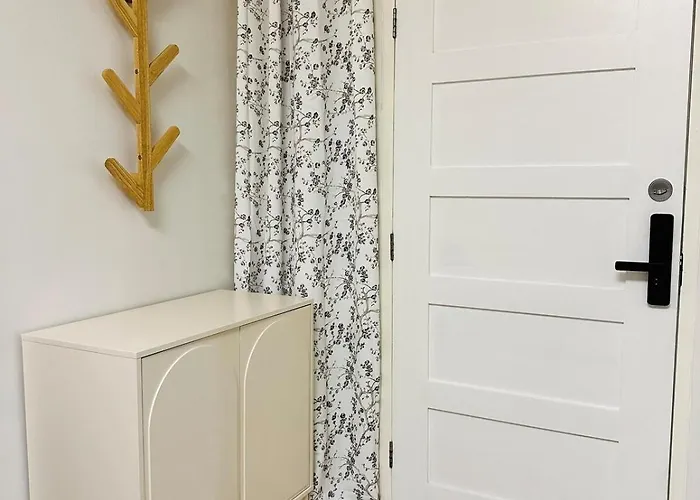 New 2-bedroom 2-bath - Flair Towers, Near Greenfield District, Ortigas * Manila